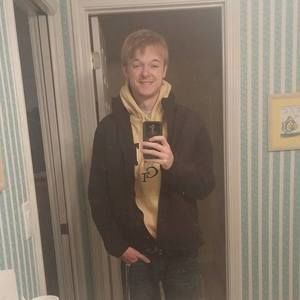 Meet your Posher, Christopher